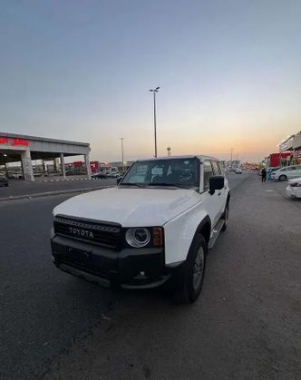 ⁦Toyota Land Cruiser Prado سلسلة 250⁩