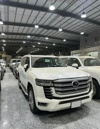 ⁦Toyota Land Cruiser 300 Series⁩