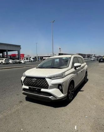 ⁦Toyota Veloz⁩