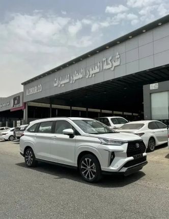 ⁦Toyota Veloz⁩