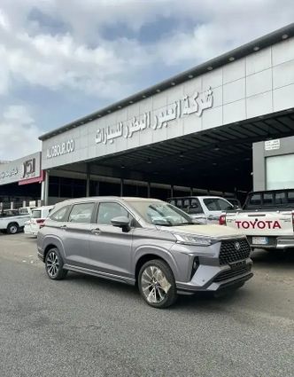 ⁦Toyota Veloz⁩