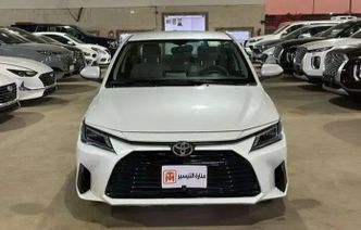 Toyota Yaris IV (AC100)