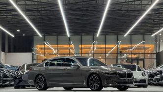 BMW 7 Series عملية فيس ليفت السادس (G11/G12)