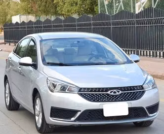 Chery Arrizo 5 المحترفون