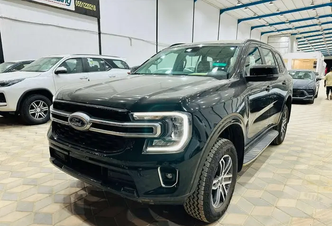 ⁦Ford Everest ثالثاً⁩