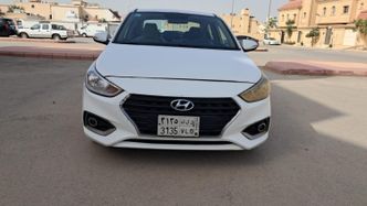 Hyundai Accent V