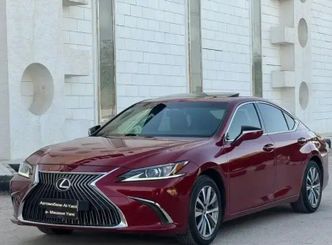 Lexus ES 250 VII (XZ10)