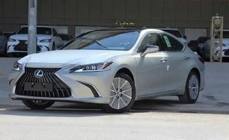 ⁦Lexus ES فيس ليفت السابع⁩