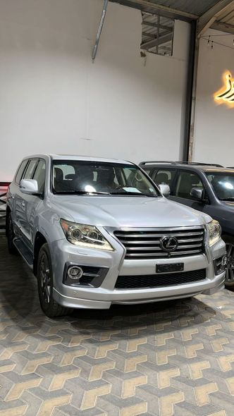 Lexus LX 570 ثالثاً فيس ليفت