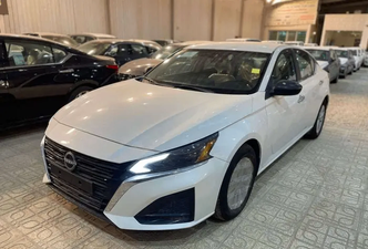 ⁦Nissan Altima فيس ليفت السادس (L34)⁩