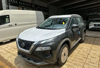 ⁦Nissan X-Trail رابعاً⁩
