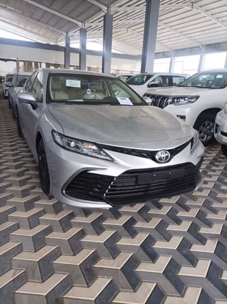 Toyota Camry عملية فيس ليفت VIII (XV70)