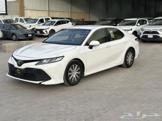 Toyota Camry VIII (XV70)