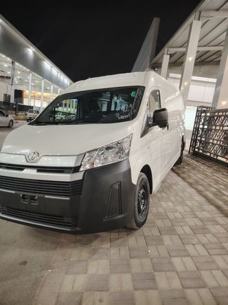 Toyota HiAce H300