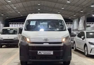 Toyota HiAce H300