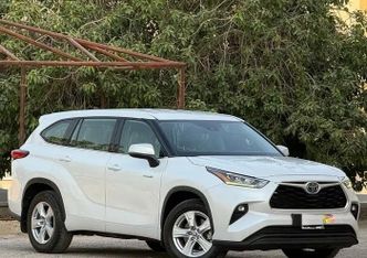 Toyota Highlander IV (U70)