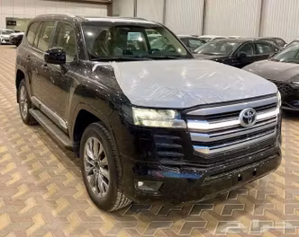 Toyota Land Cruiser 300 Series