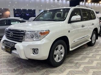 ⁦Toyota Land Cruiser 200 Series 200 Series Facelift 1⁩