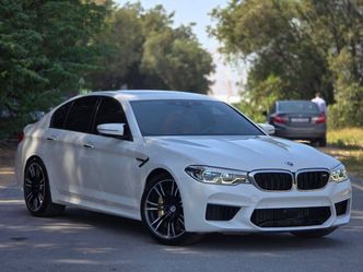 BMW M5 Competition السادس (F90)