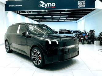 Lynk & Co 900