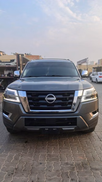 Nissan Armada فيس ليفت الثاني