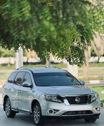 Nissan Pathfinder IV