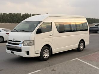 ⁦Toyota HiAce عملية فيس ليفت H200⁩