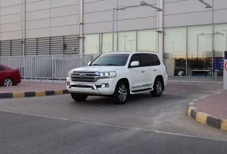 Toyota Land Cruiser 200 Series 200 Series Facelift 2