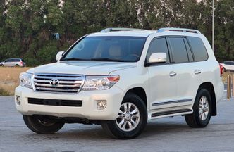 ⁦Toyota Land Cruiser 200 Series Facelift 1⁩