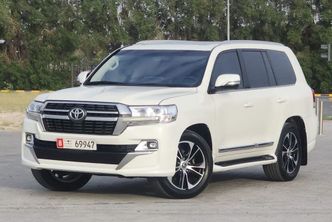 Toyota Land Cruiser 200 Series Facelift 2