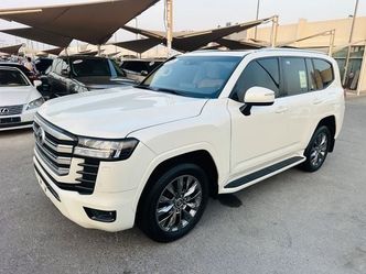 ⁦Toyota Land Cruiser 300 Series⁩