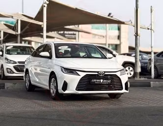 Toyota Yaris IV (AC100)