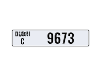 دبي • سيارة خاصة