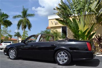 CADILLAC DE VILLE CUSTOM CONVERTIBLE, 2004