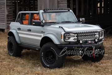 FORD BRONCO CUSTOM SUV, 2022