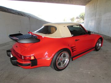 Porsche 911 Carrera Cabriolet, 1989