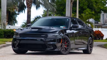 Dodge Charger SRT Hellcat, 2016
