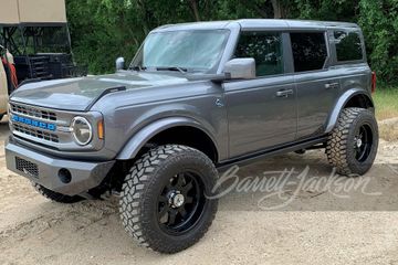 FORD BRONCO CUSTOM SUV 4X4, 2022