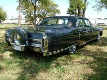 CADILLAC FLEETWOOD BROUGHAM 4 DOOR SEDAN, 1965