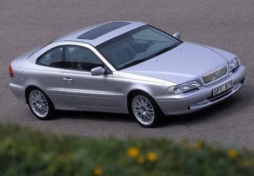 Volvo C70 2.4 T (Mk I) specs