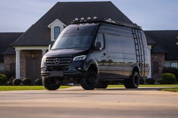 Mercedes-Benz Sprinter Custom Van, 2022