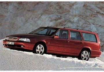 Volvo V70 2.4 T (Mk II) specs