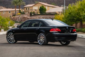 BMW 750Li, 2008