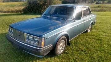 Volvo 240 Sedan, 1983