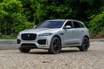 Jaguar F-Pace, 2018