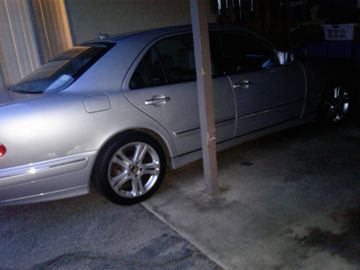 Mercedes-Benz E 430 (W210) specs