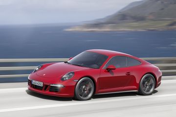 Porsche 911 Carrera GTS (991) specs
