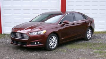 Ford Fusion SE, 2015