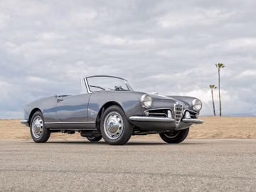 Alfa Romeo Giulietta Spider Veloce by Pinin Farina, 1960