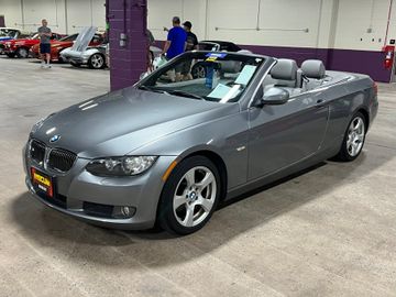 BMW 328i Convertible, 2010
